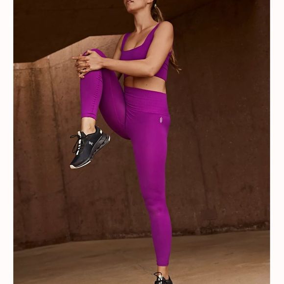 FREE PEOPLE | ✨NWOT✨ Good Karma Leggings in Vivid Violet * - Picture 1 of 6